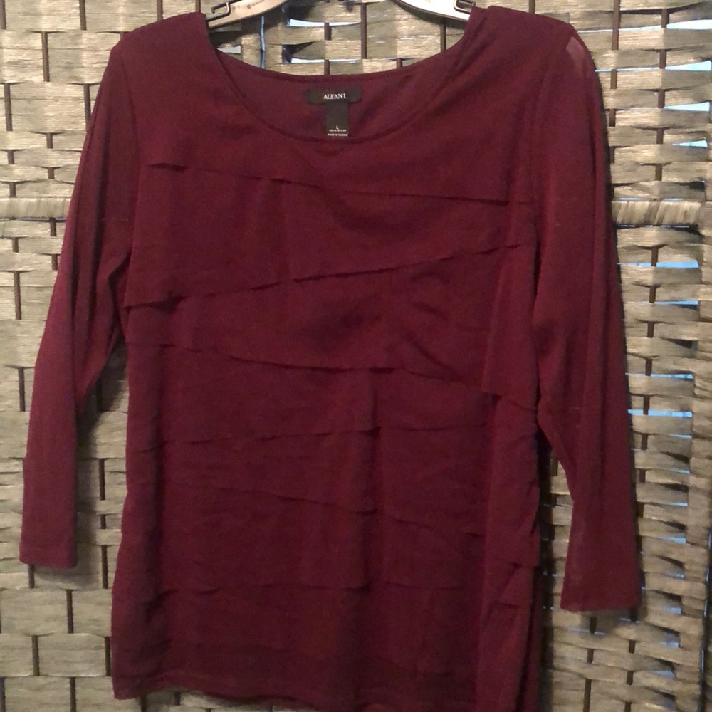 Dark violet Alfani women’s top